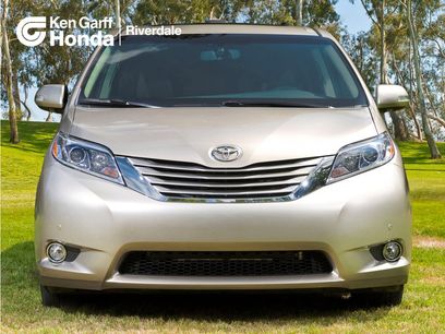 Used 2017 Toyota Sienna XLE Premium