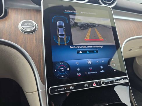 Used 2025 Mercedes-Benz C 300 Sedan image 29