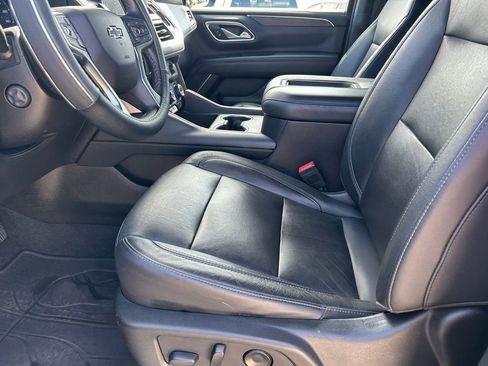 Used 2021 Chevrolet Tahoe Z71 w/ Z71 Signature Package image 11