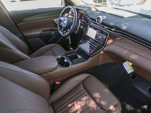 New 2026 Maserati Grecale Modena image 33