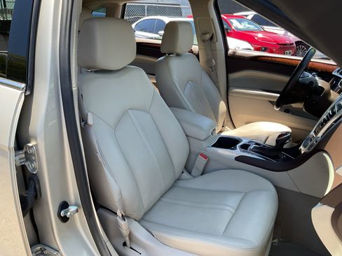 Used 2013 Cadillac SRX Premium w/ LPO, U-Rail D-Rings Package FWD image 21