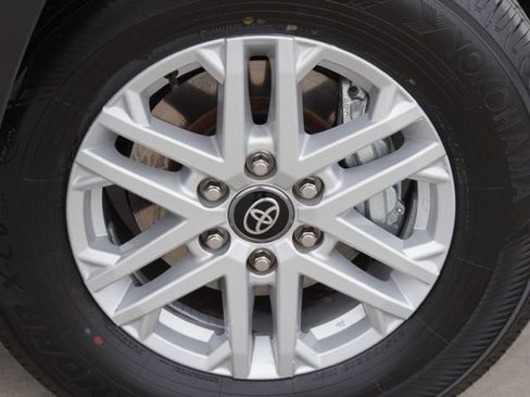 Certified 2025 Toyota Tundra SR5 w/ SR5 Convenience Package AWD/4WD image 16