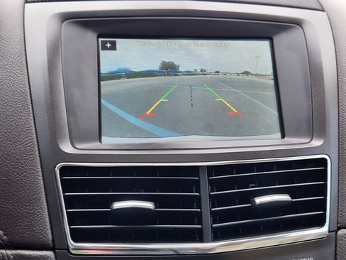 Used 2018 Lincoln MKT AWD w/ Technology Package image 17