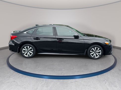 Used 2024 Honda Civic LX image 4