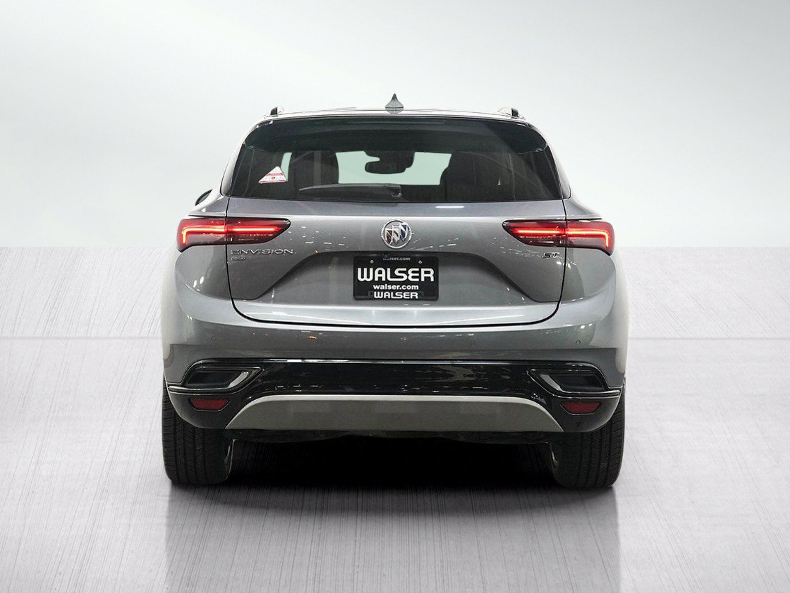 Used 2021 Buick Envision Essence w/ Technology Package I AWD/4WD image 4