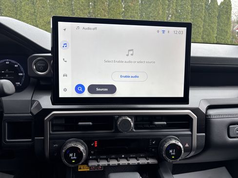 Used 2026 Toyota 4Runner Limited image 25