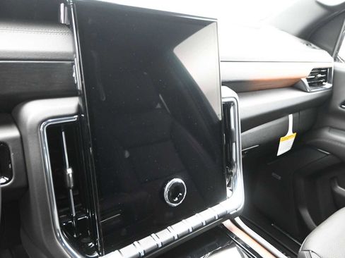 New 2026 GMC Yukon Denali image 15