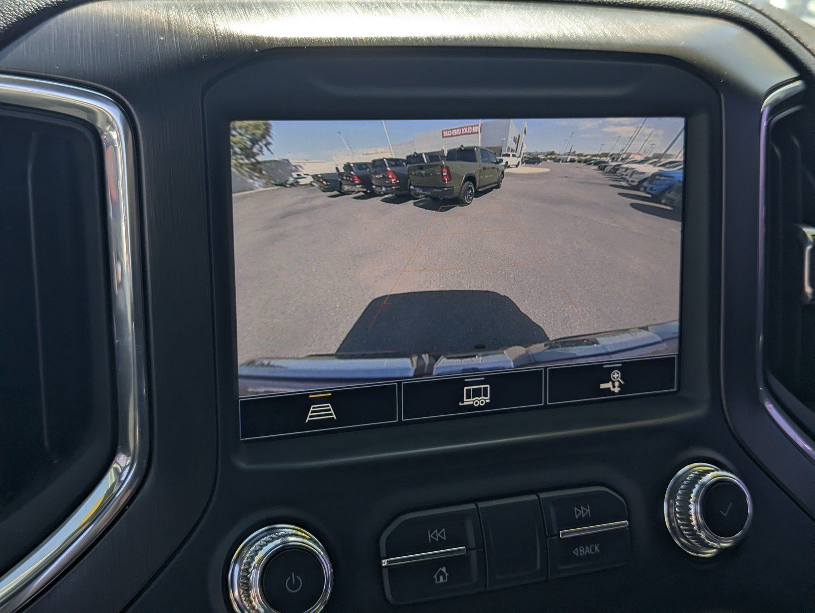 Used 2022 GMC Sierra 1500 AT4 w/ AT4 Premium Package AWD/4WD image 14