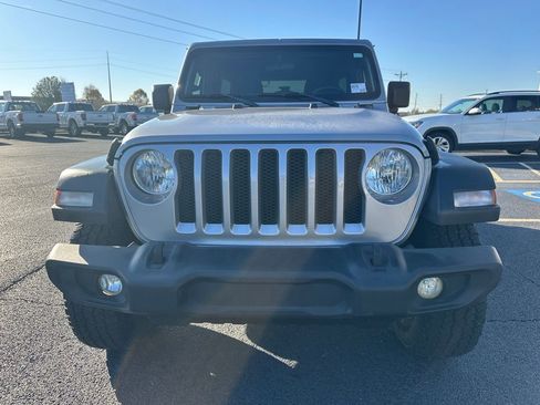 Used 2020 Jeep Wrangler Unlimited Sport S image 3
