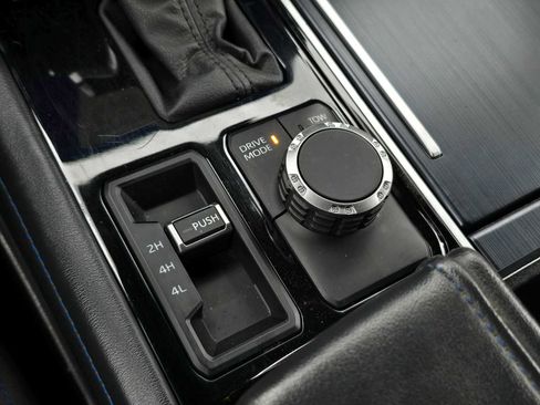 Used 2023 Toyota Tundra Platinum image 31