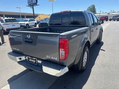 Used 2019 Nissan Frontier SV AWD/4WD image 6
