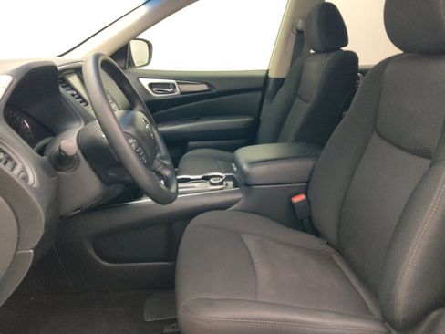 Used 2020 Nissan Pathfinder S AWD/4WD image 17