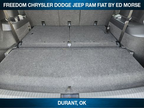 Used 2024 Volkswagen Tiguan SE FWD image 22