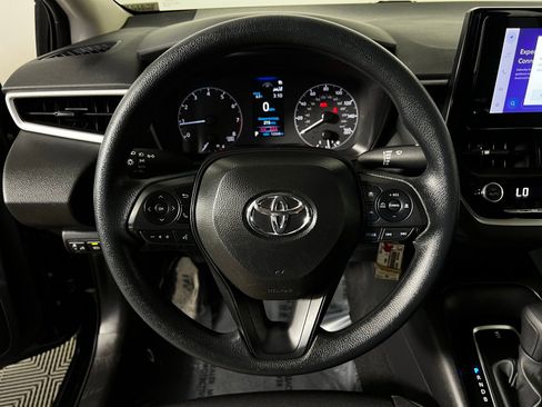 Certified 2025 Toyota Corolla LE image 14