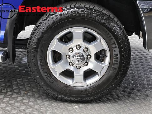 Used 2017 RAM 2500 Tradesman w/ Chrome Appearance Group AWD/4WD image 31
