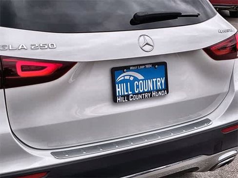 Used 2023 Mercedes-Benz GLA 250 4MATIC image 13