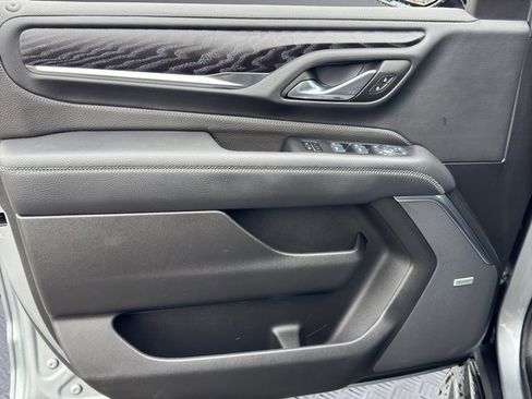 Used 2024 GMC Yukon Denali w/ Advanced Technology Package image 13
