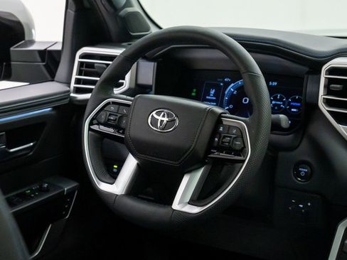 Used 2025 Toyota Tundra Platinum image 18
