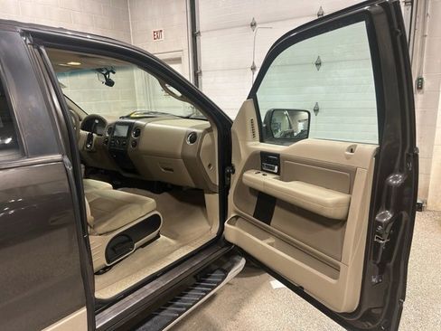 Used 2007 Ford F150 XLT image 18