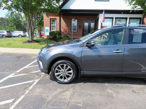 Used 2018 Toyota RAV4 Limited w/ Advanced Technology Package image 2