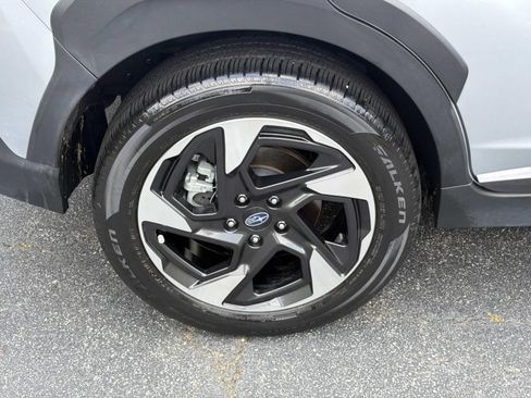 Used 2024 Subaru Crosstrek 2.5i Limited w/ Crosstrek Mirror Package AWD/4WD image 18