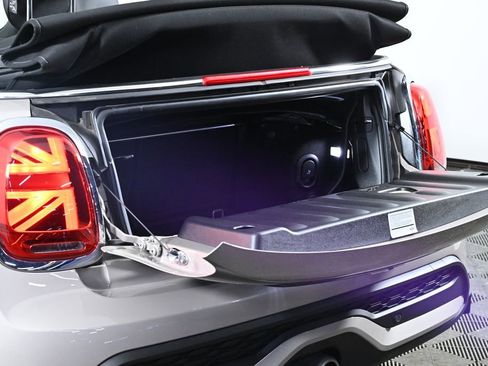 Certified 2024 MINI Cooper S image 30
