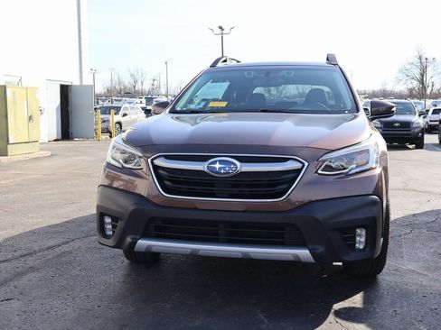 Used 2021 Subaru Outback Limited image 11