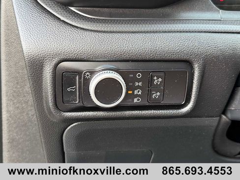 Used 2023 Ford Explorer 2WD image 21