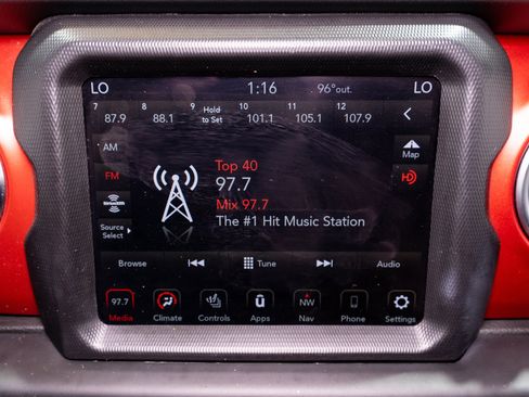 Used 2021 Jeep Wrangler Unlimited Rubicon AWD/4WD image 18