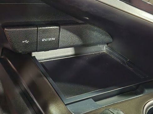 Used 2023 Toyota Camry XSE image 37