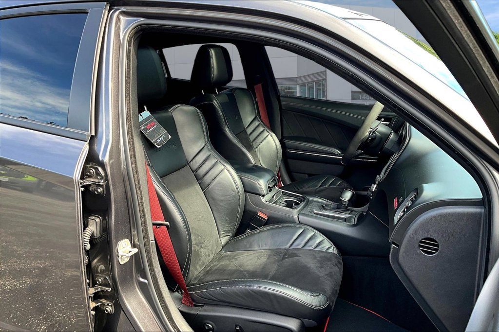 Used 2023 Dodge Charger SRT Hellcat w/ Harman/Kardon Audio Group RWD image 31