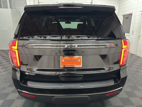 Used 2022 Chevrolet Tahoe Z71 w/ Luxury Package AWD/4WD image 8