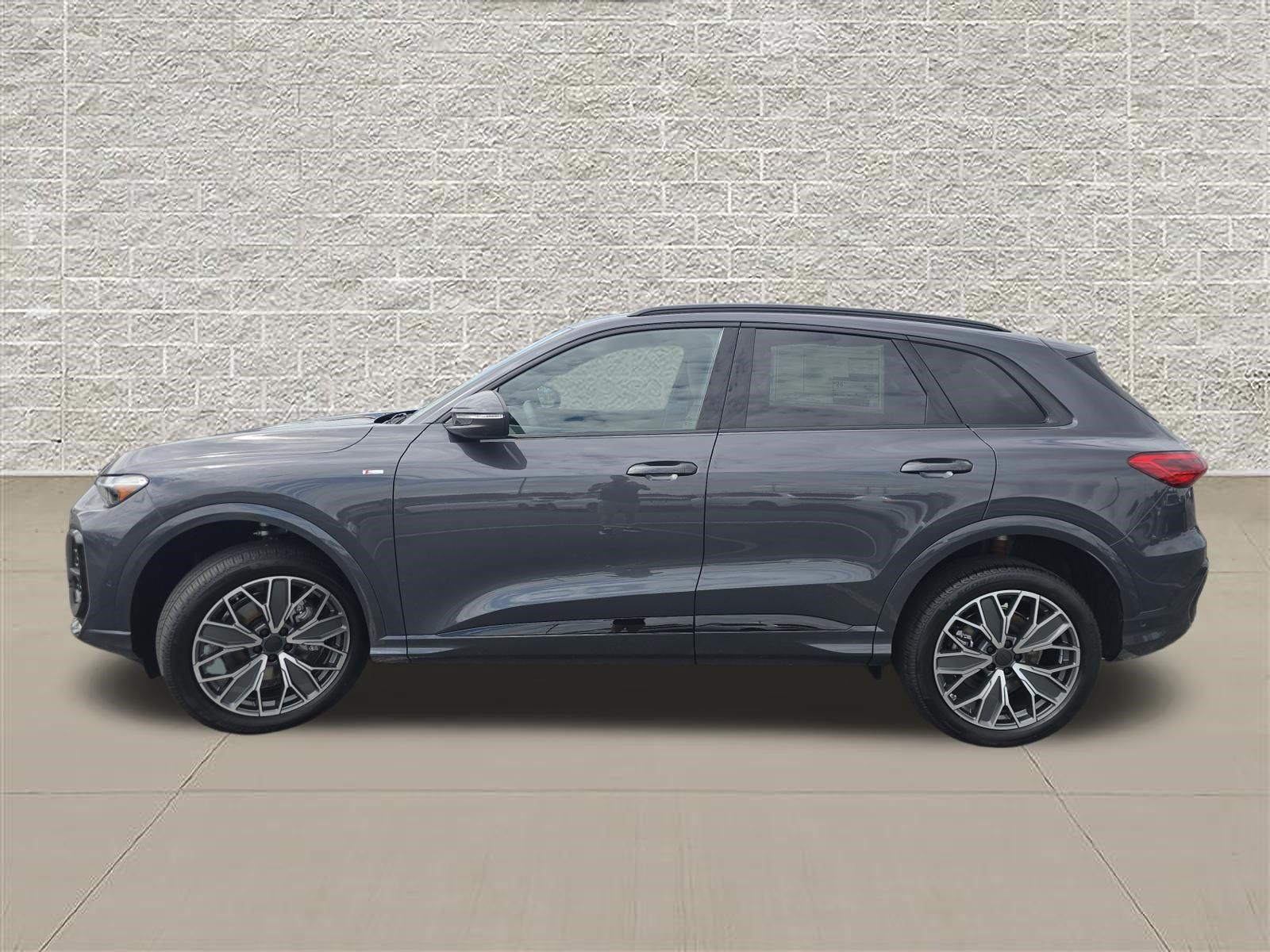 New 2026 Audi Q5 Premium Plus AWD/4WD image 4