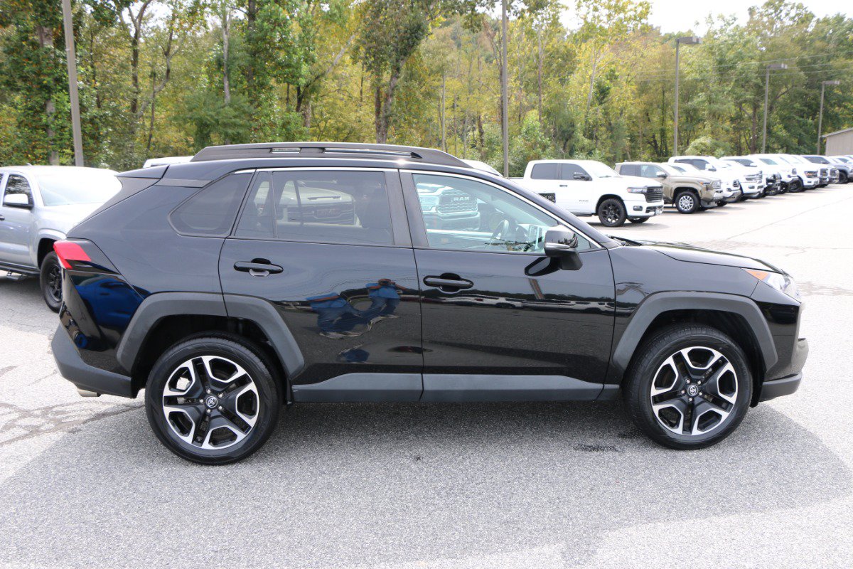 Used 2019 Toyota RAV4 Adventure w/ Cold Weather Package AWD/4WD image 9