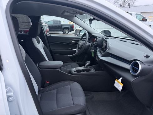 New 2026 Chevrolet Trax LS w/ LS Convenience Package image 13