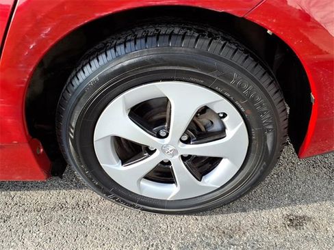 Used 2012 Toyota Prius Three image 26