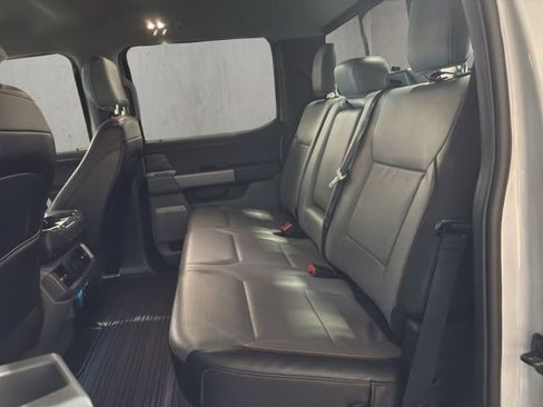 Used 2025 Ford F150 Lariat w/ Equipment Group 501A Mid AWD/4WD image 7