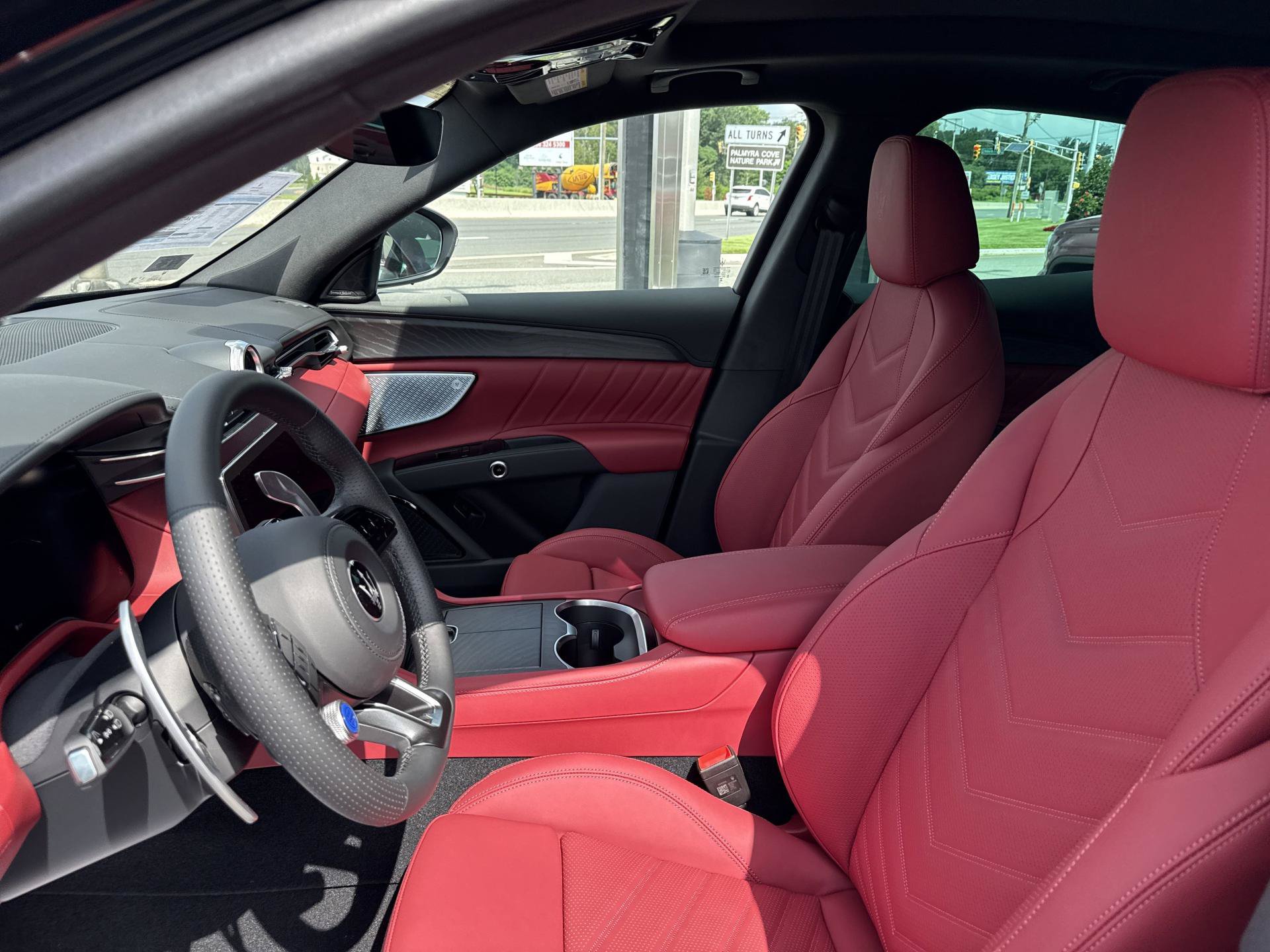 Used 2025 Maserati Grecale GT AWD/4WD image 7
