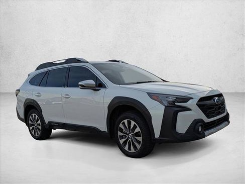 Used 2025 Subaru Outback Touring w/ Popular Package #2 image 3