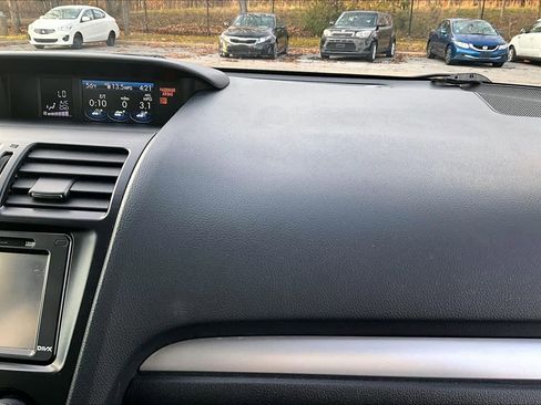 Used 2015 Subaru Forester 2.5i Limited image 18