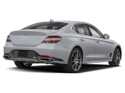 Used 2025 Genesis G70 2.5T image 2