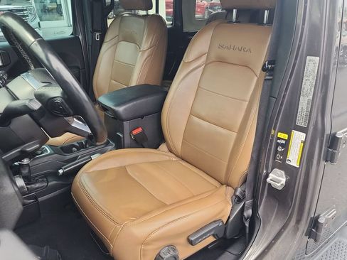 Used 2021 Jeep Wrangler Unlimited Sahara AWD/4WD image 20