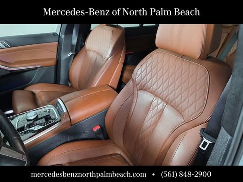 Used 2024 BMW X7 xDrive40i w/ Executive Package image 8