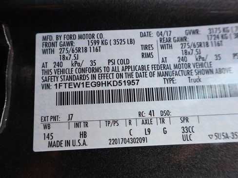 Used 2017 Ford F150 Lariat image 43