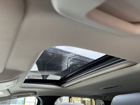 Used 2025 MAZDA CX-90 3.3 Turbo w/ Preferred Package image 31