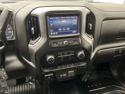 Certified 2021 Chevrolet Silverado 2500 W/T w/ WT Convenience Package image 15