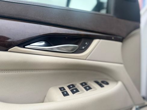 Used 2017 Cadillac Escalade Luxury AWD/4WD image 43