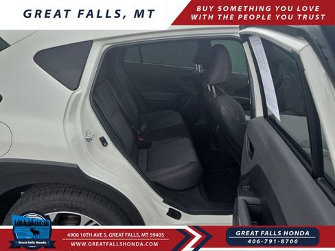 Used 2024 Subaru Crosstrek 2.0i Premium image 16