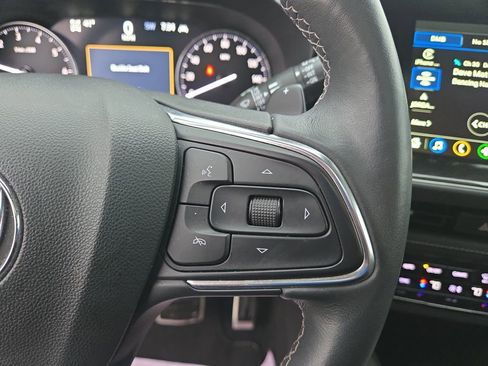 Used 2022 Buick Envision Essence w/ Sport Touring Package image 20