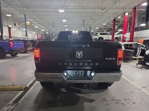 Used 2018 RAM 3500 Laramie Longhorn image 6